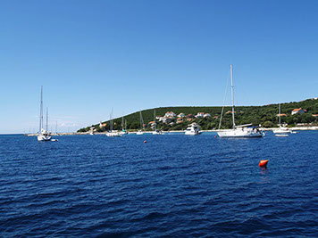 Segelyacht-mit-Skipper-Nature-44